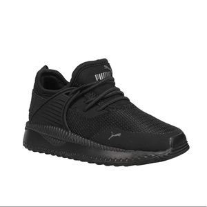 NWOT Puma Black Pacer Next Cage Sneaker size 9T